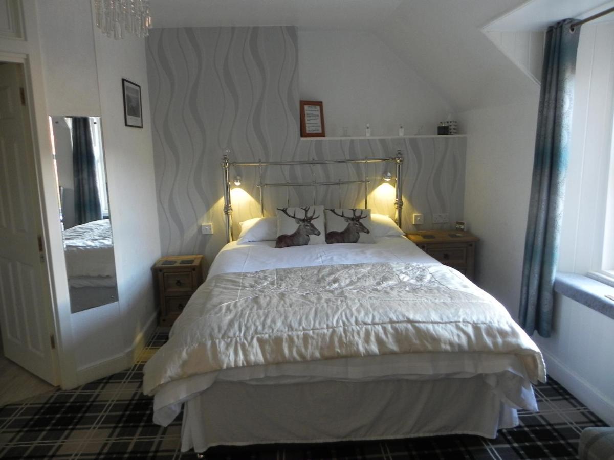 Bed and Breakfast Glenardran House Crianlarich Exterior foto